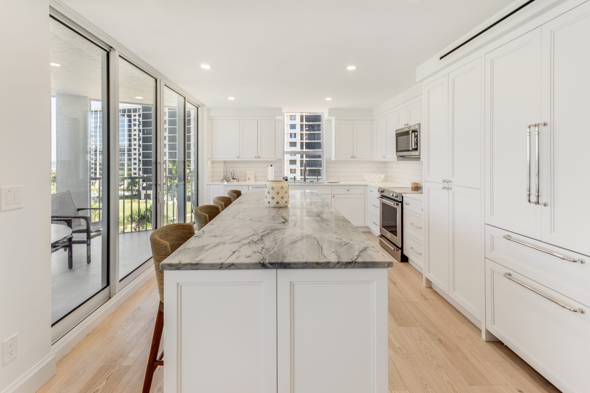 How to Maximize Luxury in a High-Rise Renovation: Top Tips for Naples ...